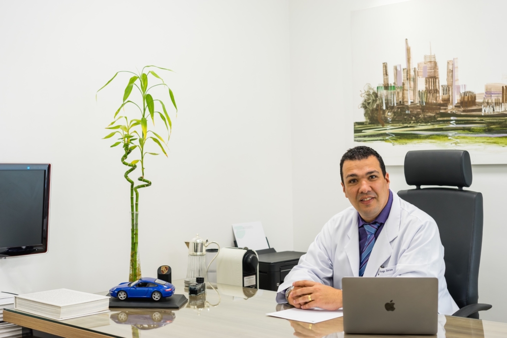 DR. JORGE HENRIQUE REINA